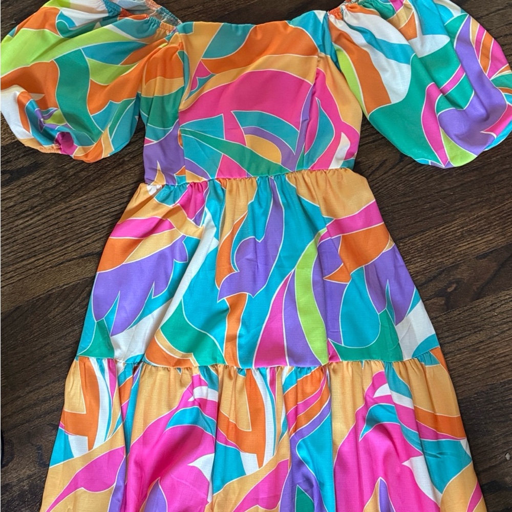 NWOT Bright and Colorful Flying Tomato maxi Dress. Size small. - Picture 2 of 4